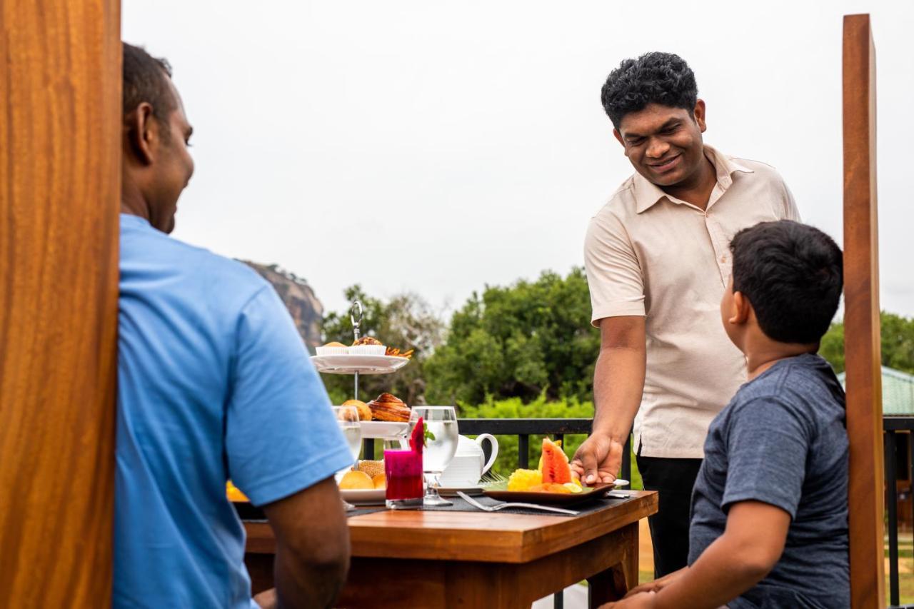 Sigiriya King'S Resort Экстерьер фото
